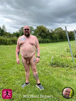 frontal — Michael Brown